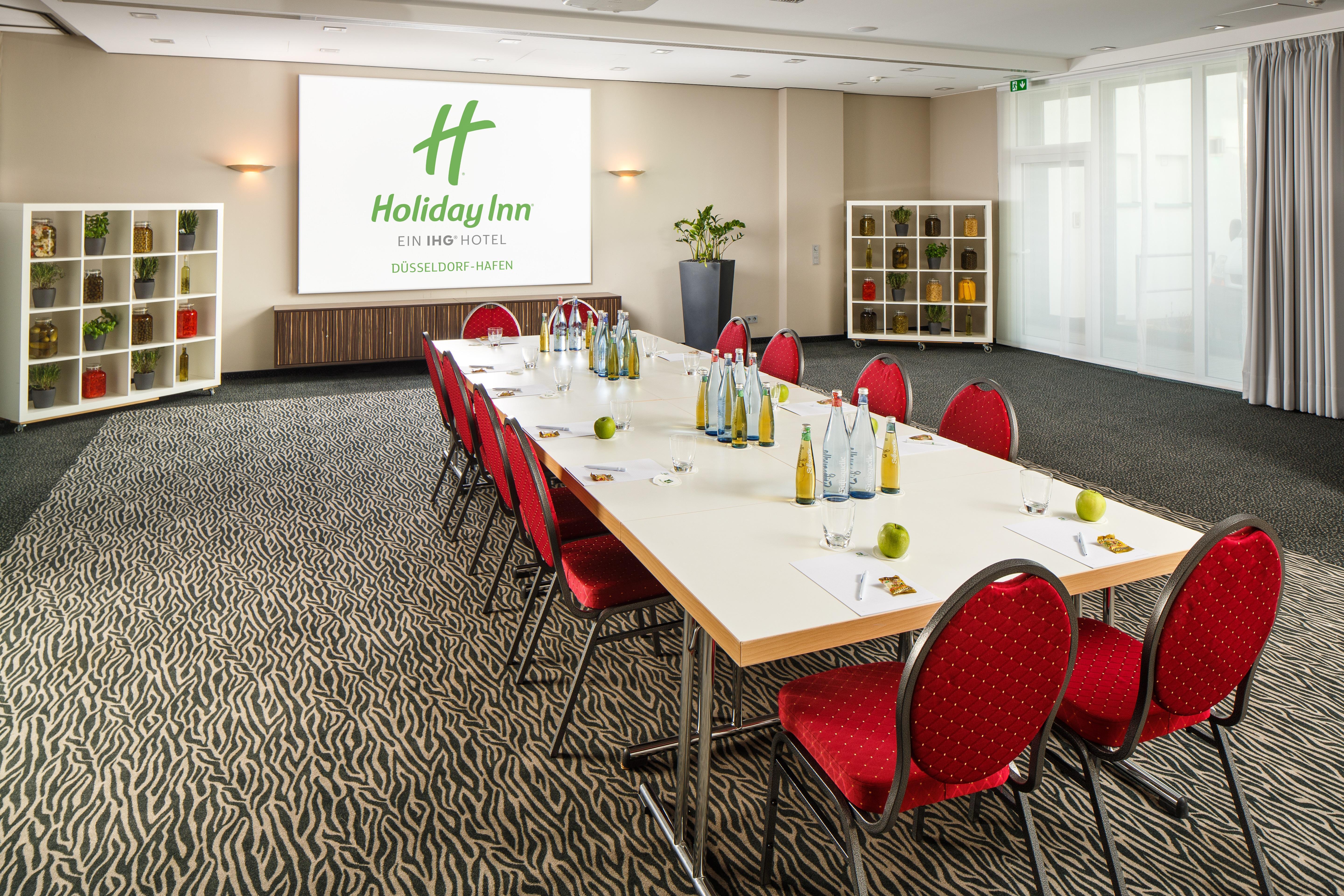 Holiday Inn Duesseldorf Hafen, An Ihg Hotel Exterior foto